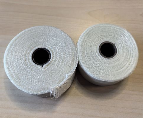0.13mm 두께 유리 천체 절연 테이프 파열 강도 ≥250N/10mm X100mm 비 알칼리